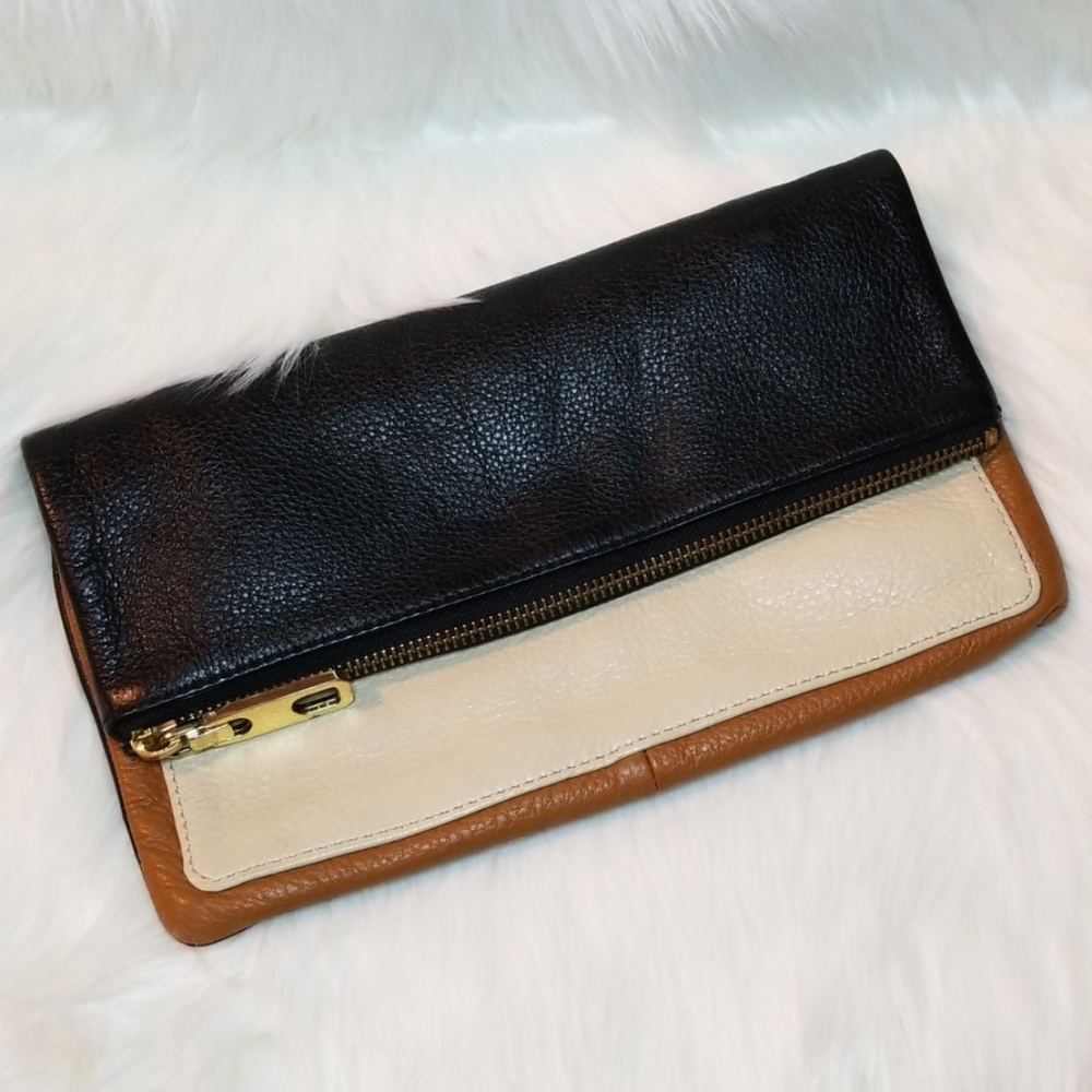 Gap Multicolored w/Gold Zipper Clutch